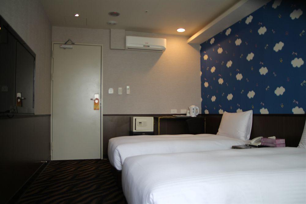 Starry Night Hotel Тайбэй Экстерьер фото